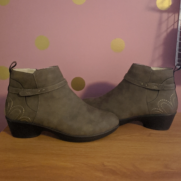 JBU by Jambu Nina Ankle Boot - Picture 8 of 10